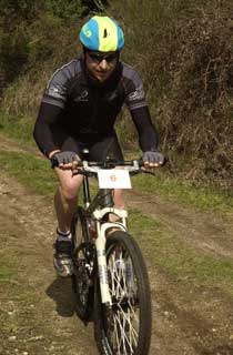 Solo Rider Josh Kench